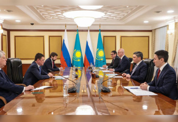 Olzhas Bektenov and Alexander Novak discuss bilateral cooperation