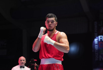 Казахстанские боксеры одержали досрочные победы на турнире в Болгарии