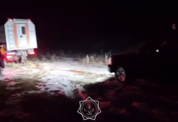 Две машины провалились под лед в области Жетісу