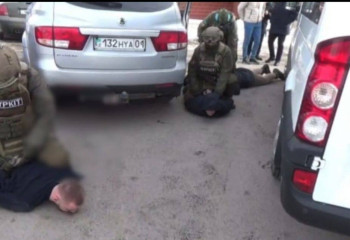 В Астане ликвидировали сеть интернет-мошенников, использовавших тысячи SIM-карт