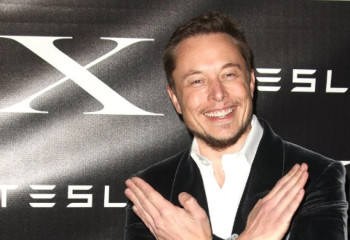 Elon Musk tops the list of superbillionaires