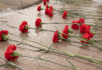 В Алматы начались работы по восстановлению Мемориала Славы