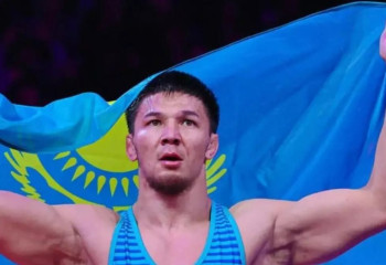 Қазақстандық балуандар Албаниядағы турнирде үш медаль жеңіп алды