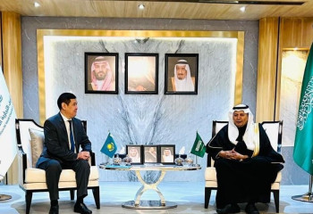 Ambassador of Kazakhstan meets with leadership of Federation of Saudi chambers