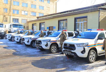 Новую спецтехнику вручили спасателям Карагандинской области