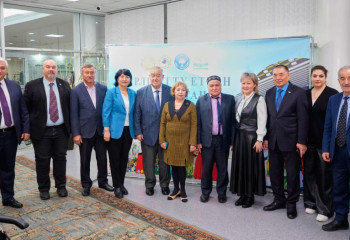 Весна для казахстанцев начинается со слова «спасибо». Почему курт, кумыс и подснежник стали символами Дня благодарности?