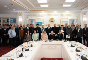 Астанада «Еңбек пен алғыс: қоғам дамуының негізі» атты жиын өтті