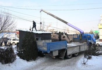 В Алматы демонтировано более 500 нелегальных торговых объектов