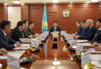 Итоги зимних Азиатских игр и подготовку к Олимпиаде обсудили в Минтуризма и спорта РК