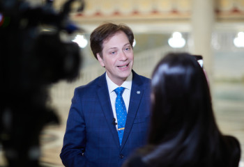 Легендарный музыкант Стив Баракатт выступит в «Астана Опера» с грандиозным концертом