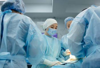 В Атырауской области 159 медработников получили единовременные выплаты