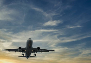 Дәрігер Шымкенттен Астанаға бет алған ұшақта адам өмірін сақтап қалды