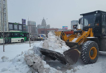Астанадан бір түнде 21 мың текше метрден астам қар шығарылды
