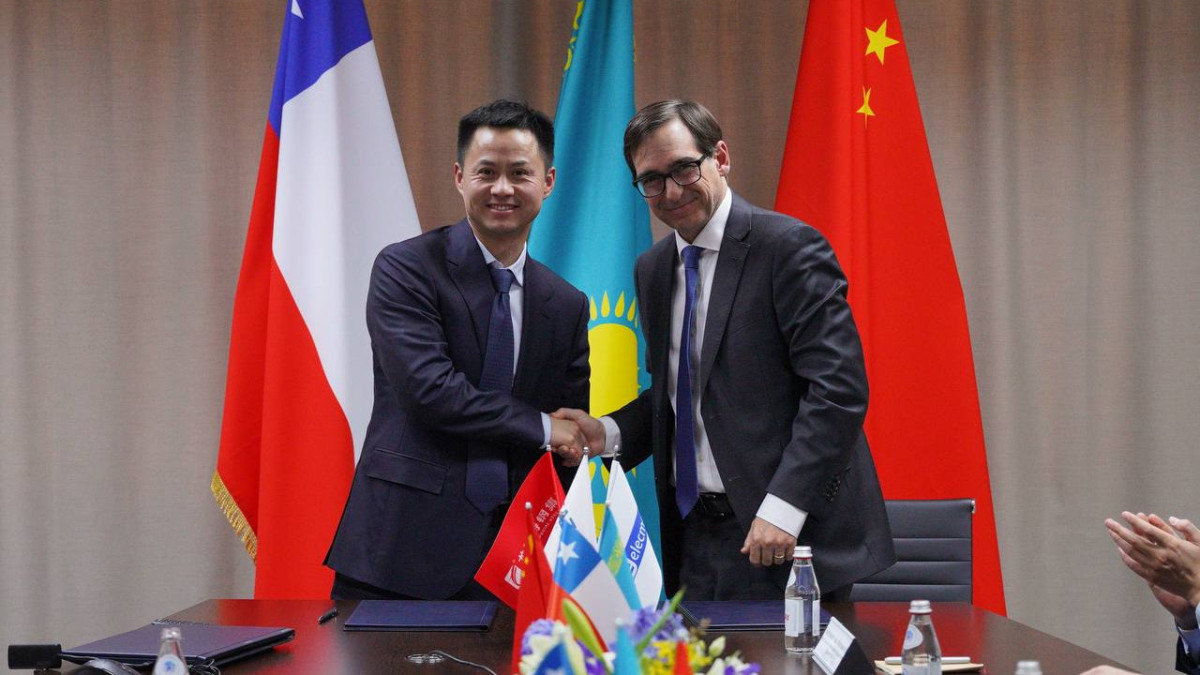  Министерство промышленности и строительства 