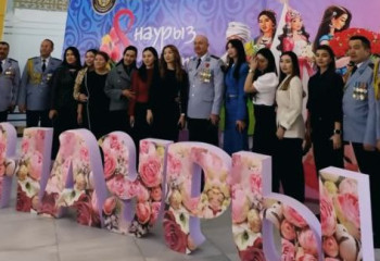 Шымкентте нәзік жанды полицейлер құрметке бөленді