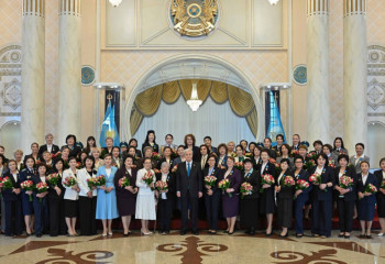 Тоқаев: Аналары алаңсыз қоғамда балалар да бақытты өмір сүреді