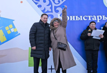 45 семей одного из районов Акмолинской области получили новые квартиры в преддверии праздника