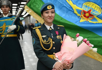 Десантница Балжан Мусатаева удостоена ордена «Айбын» II степени от Президента Казахстана