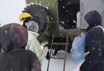 Четырех человек спасли из снежного плена в ВКО