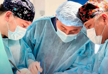 Шымкентте анасы ұлына бір бүйрегін берді