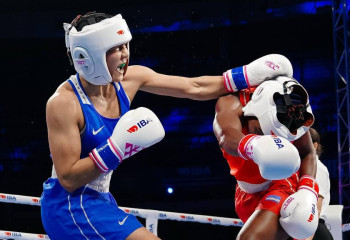 Казахстанская дебютантка победила Олимпийскую участницу на чемпионате мира по боксу