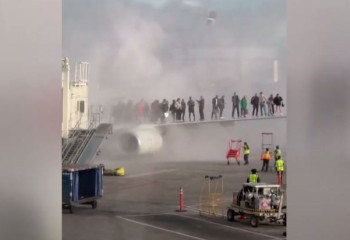 Жолаушылар мінген ұшақтан өрт шықты