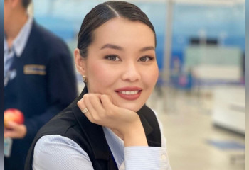 «Красавица, лингвист»: что известно о заложнице алматинского аэропорта