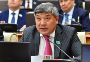 Жанарбек Әшімжан: Құрылтай – қазақ тарихында салмағы бар ұғымдардың бірі