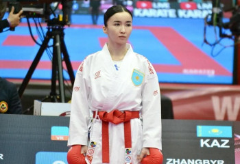 Әлем чемпионы Мөлдір Жаңбырбай Ханчжоудағы премьер-лиганың финалына шықты