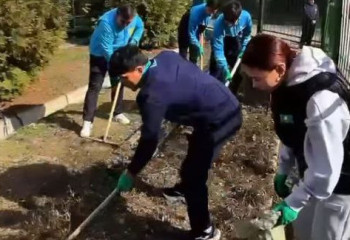 Алматыда Олимпиада жүлдегерлері экомарафонға қатысты