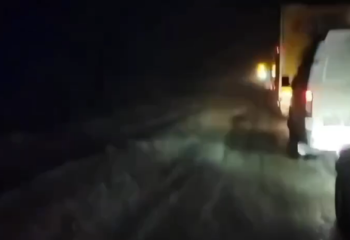 Силами полиции на 695-м километре дороги Урджар – Семей спасены более 50 машин