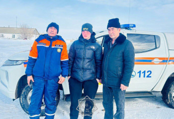 Сотрудники МЧС спасли молодого человека