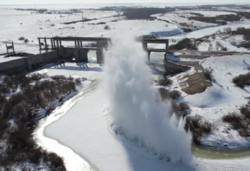 В Карагандинской области проводят взрывные работы для предотвращения заторов на реках