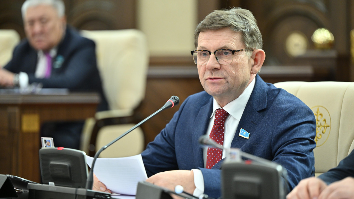  пресс-служба Мажилиса РК 