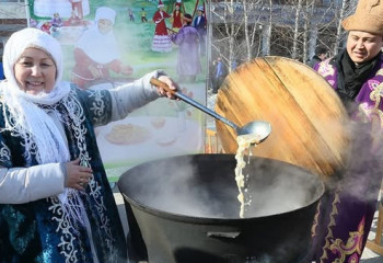 В Туркестане приготовили наурыз коже весом в 2,5 тонны