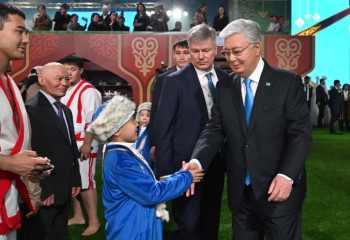 Қасым-Жомарт Тоқаев этноауылдағы жәрмеңкені аралады