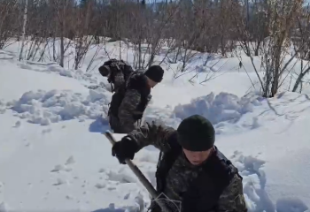 ШҚО-да ТЖМ әскерилері су тасқынына қарсы жұмыс жүргізіп жатыр