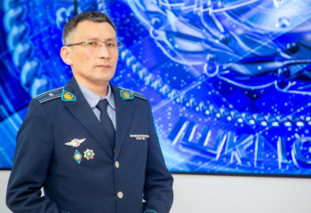 ІІМ кадр саласының офицері есірткі жасырушыны ұстады