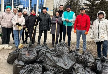 «AMANAT» партиясының өкілдері «Таза Қазақстан» акциясы аясында «Тазару күніне» белсенді атсалысты