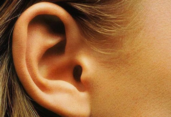 Қазақстанда 30 мыңнан астам адам құлақ мүкістігіне шалдыққан