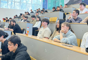 Антикор университет студенттеріне дәріс өткізді