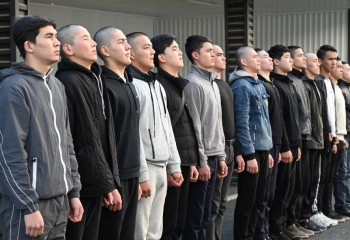 Шымкенттен мыңнан аса жігіт әскерге шақырылады