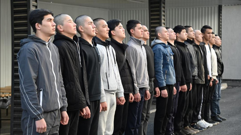  Қорғаныс министрлігі 