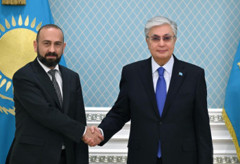 Қазақстан Арменияға тауар тасымалын 350 млн долларға дейін ұлғайтуға дайын – Тоқаев