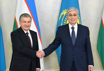 Токаев и Мирзиёев встретятся в Алматы 29 марта