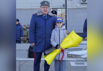 ШҚО-да полиция өңірдің ең батыл қызын марапаттады