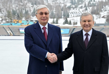 Главы государств Казахстана и Узбекистана посетили высокогорный спортивный комплекс «Медеу»