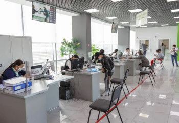 Онлайн қызмет дамиды. Елімізде ХҚКО-лар жабыла ма?