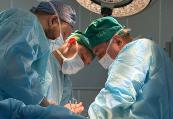 Одновременно оперировали сердце и удаляли почку больному врачи из Павлодара