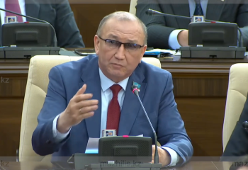 Марат Башимов предложил ужесточить меры против киберпреступлений